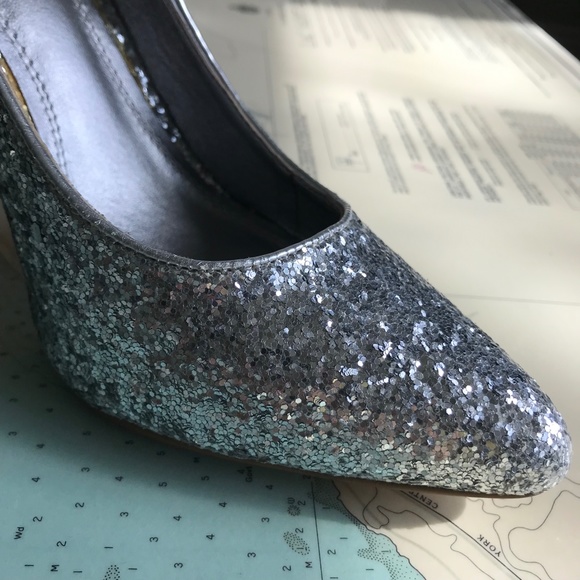 Sparkly Silver Heels by Le Chateau - Picture 8 of 9